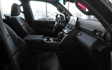Toyota Land Cruiser, 2024 год, 14 199 900 рублей, 21 фотография