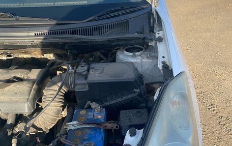 Toyota Wish II, 2004 год, 800 000 рублей, 6 фотография