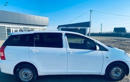 Toyota Wish II, 2004 год, 800 000 рублей, 3 фотография