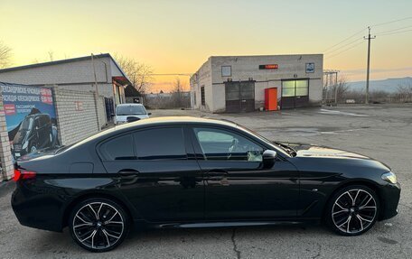 BMW 5 серия, 2021 год, 7 300 000 рублей, 3 фотография