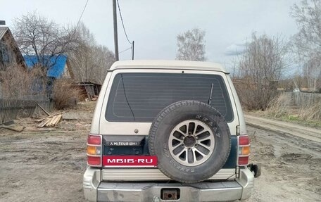 Mitsubishi Pajero III рестайлинг, 1991 год, 700 000 рублей, 4 фотография