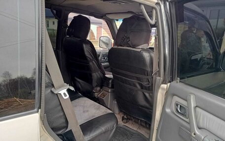 Mitsubishi Pajero III рестайлинг, 1991 год, 700 000 рублей, 15 фотография