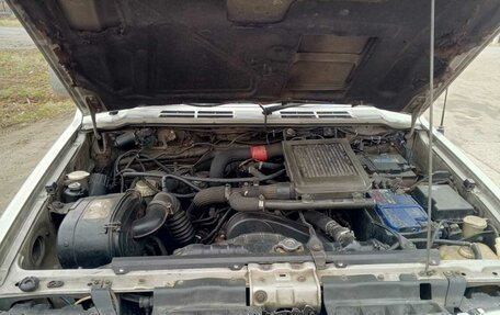 Mitsubishi Pajero III рестайлинг, 1991 год, 700 000 рублей, 16 фотография