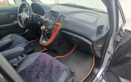 Lexus RX IV рестайлинг, 2000 год, 790 000 рублей, 11 фотография