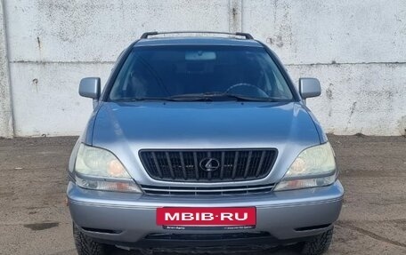 Lexus RX IV рестайлинг, 2000 год, 790 000 рублей, 2 фотография