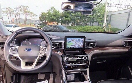 Ford Explorer VI, 2021 год, 2 990 000 рублей, 7 фотография