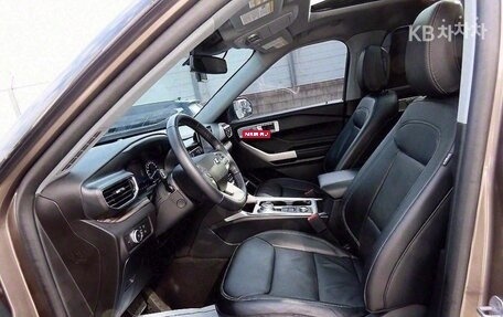 Ford Explorer VI, 2021 год, 2 990 000 рублей, 5 фотография