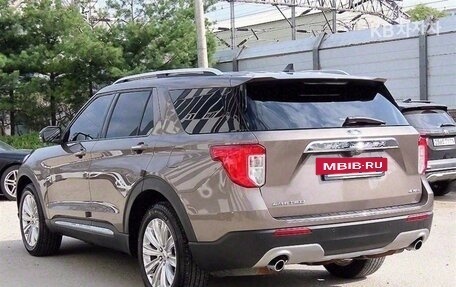 Ford Explorer VI, 2021 год, 2 990 000 рублей, 3 фотография
