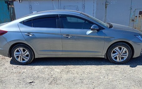 Hyundai Elantra VI рестайлинг, 2019 год, 1 700 000 рублей, 4 фотография
