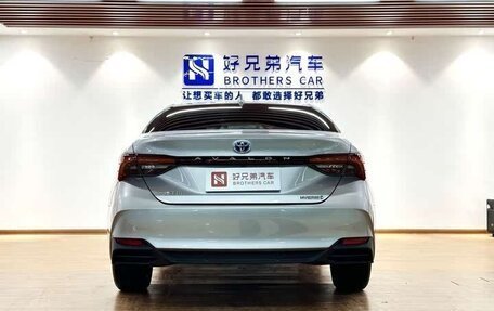 Toyota Avalon, 2023 год, 3 800 000 рублей, 4 фотография