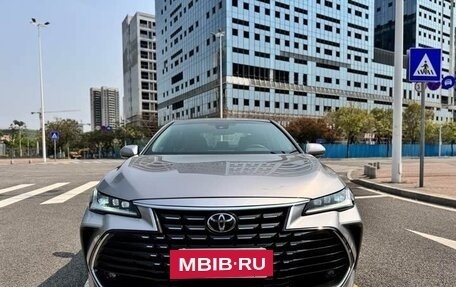Toyota Avalon, 2024 год, 3 225 000 рублей, 2 фотография