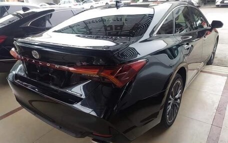 Toyota Avalon, 2021 год, 2 835 000 рублей, 3 фотография