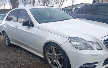 Mercedes-Benz E-Класс, 2013 год, 1 800 000 рублей, 2 фотография