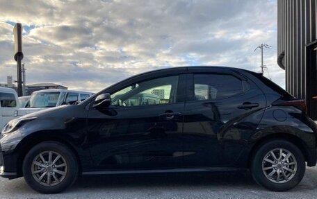Toyota Yaris, 2021 год, 840 000 рублей, 2 фотография