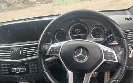 Mercedes-Benz E-Класс, 2013 год, 1 800 000 рублей, 5 фотография