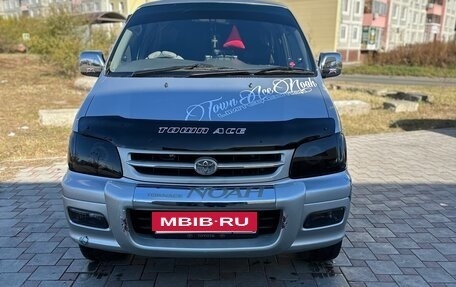 Toyota Town Ace III, 2000 год, 710 000 рублей, 2 фотография