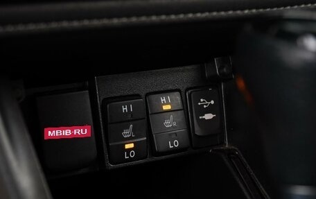 Toyota Auris II, 2017 год, 1 750 000 рублей, 20 фотография