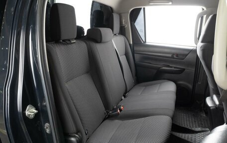 Toyota Hilux VIII, 2019 год, 3 059 000 рублей, 7 фотография