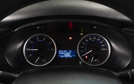 Toyota Hilux VIII, 2019 год, 3 059 000 рублей, 16 фотография