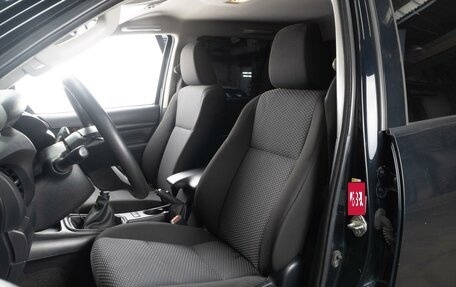 Toyota Hilux VIII, 2019 год, 3 059 000 рублей, 10 фотография