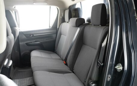 Toyota Hilux VIII, 2019 год, 3 059 000 рублей, 9 фотография