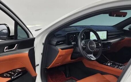 KIA K5, 2024 год, 2 300 000 рублей, 6 фотография