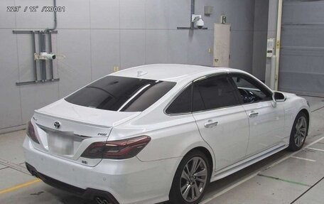 Toyota Crown, 2021 год, 2 580 000 рублей, 2 фотография