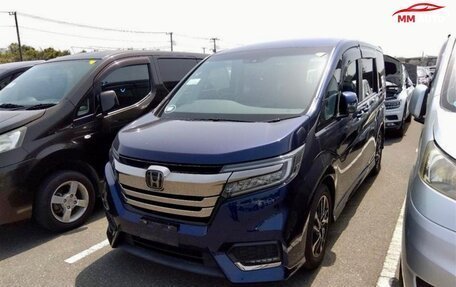 Honda Stepwgn IV, 2021 год, 2 225 000 рублей, 2 фотография