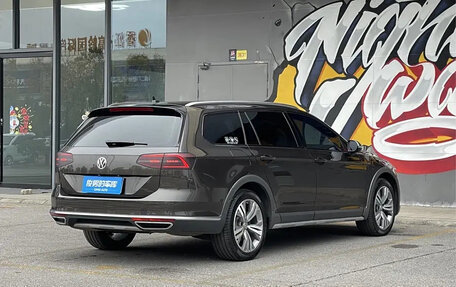 Volkswagen Passat B8 рестайлинг, 2018 год, 2 930 035 рублей, 6 фотография