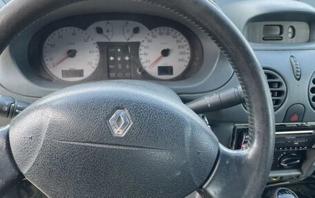 Renault Kangoo II рестайлинг, 2001 год, 150 000 рублей, 18 фотография