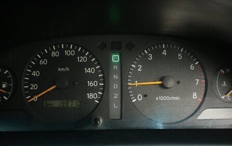 Toyota Ipsum II, 2000 год, 689 000 рублей, 5 фотография