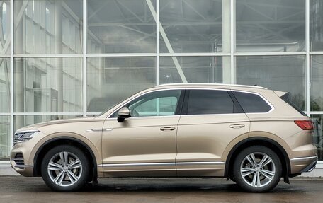 Volkswagen Touareg III, 2018 год, 3 599 000 рублей, 9 фотография