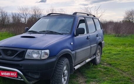 Nissan Terrano II рестайлинг, 2000 год, 700 000 рублей, 1 фотография
