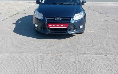 Ford Focus III, 2011 год, 800 000 рублей, 2 фотография