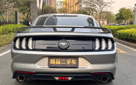 Ford Mustang VI рестайлинг, 2020 год, 3 400 000 рублей, 8 фотография