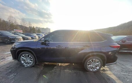 Toyota Highlander, 2021 год, 3 925 000 рублей, 6 фотография