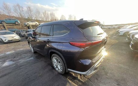 Toyota Highlander, 2021 год, 3 925 000 рублей, 7 фотография