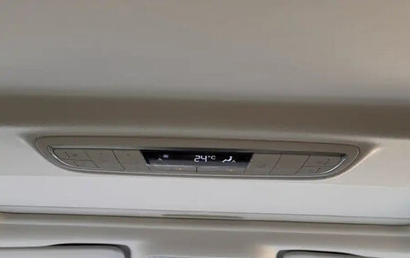 Buick GL8, 2024 год, 5 300 000 рублей, 16 фотография