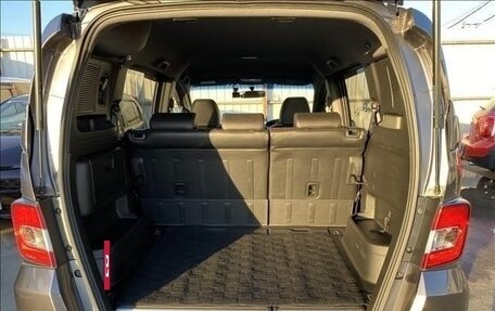 Honda Freed I, 2016 год, 920 000 рублей, 14 фотография