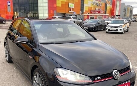 Volkswagen Golf GTI VII, 2017 год, 1 600 000 рублей, 2 фотография