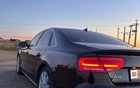 Audi A8, 2011 год, 1 850 000 рублей, 10 фотография