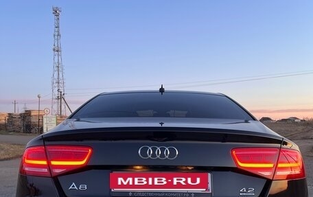 Audi A8, 2011 год, 1 850 000 рублей, 9 фотография