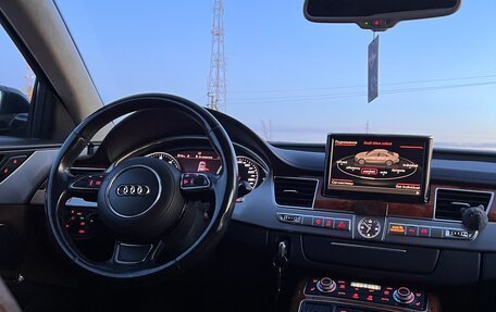 Audi A8, 2011 год, 1 850 000 рублей, 25 фотография
