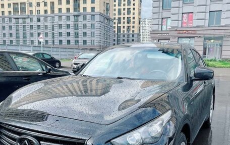Infiniti FX II, 2011 год, 1 990 000 рублей, 2 фотография