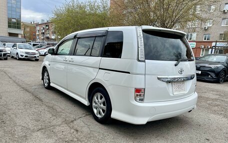 Toyota ISis I, 2011 год, 1 259 000 рублей, 5 фотография