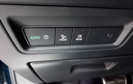 Volkswagen Touareg III, 2020 год, 5 768 000 рублей, 19 фотография
