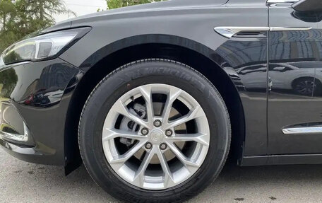 Buick LaCrosse III, 2021 год, 1 800 000 рублей, 5 фотография