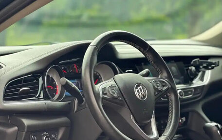 Buick Regal VI, 2020 год, 1 120 000 рублей, 10 фотография