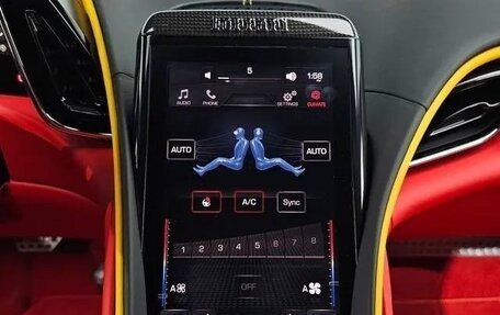 Ferrari Roma, 2024 год, 32 500 000 рублей, 11 фотография