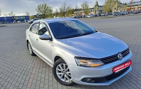 Volkswagen Jetta VI, 2013 год, 1 400 000 рублей, 5 фотография